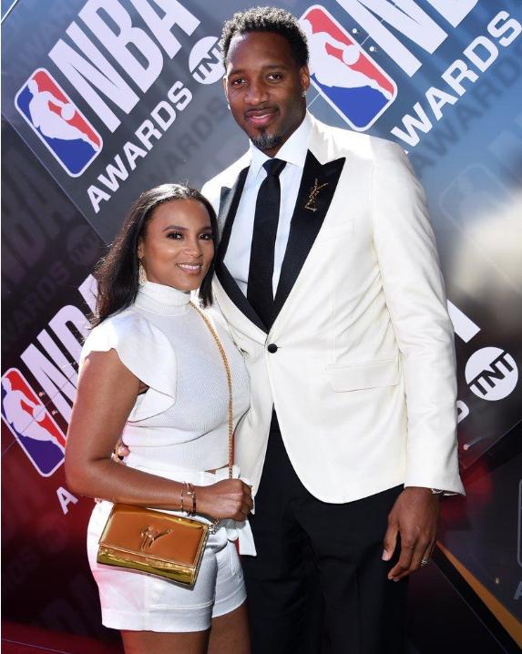 他们在防守 他们在防守