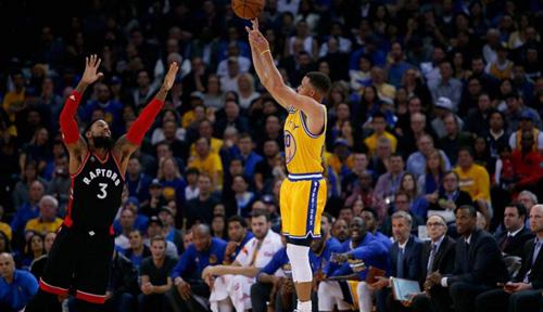 一场季前或 一场季前或