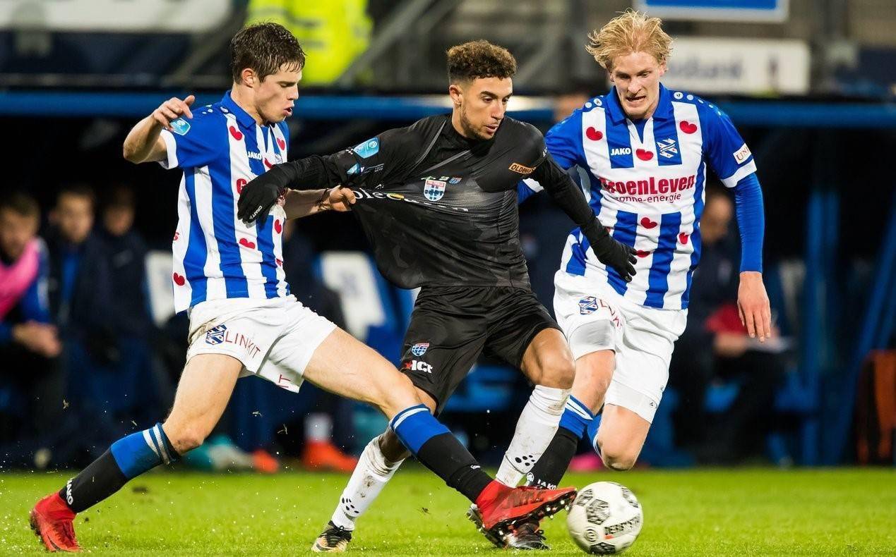 短球开局 短球开局